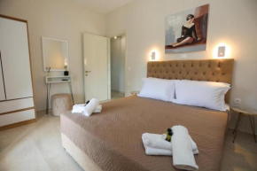 Kouros apartments